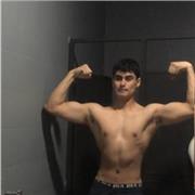 Preparador físico certificado y enfocado en entrenamientos de fuerza y resistencia de alto rendimiento, atléta de steet Workout